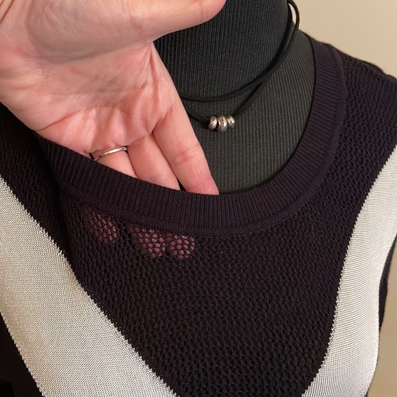 International Concepts - Black, white and metallic silver tunic sweater - Picture 2 of 5